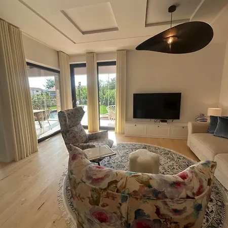 Casa Lucca * بالي