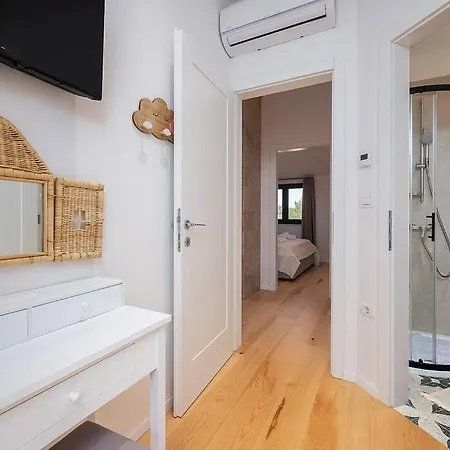 Casa Lucca Apartment Bale