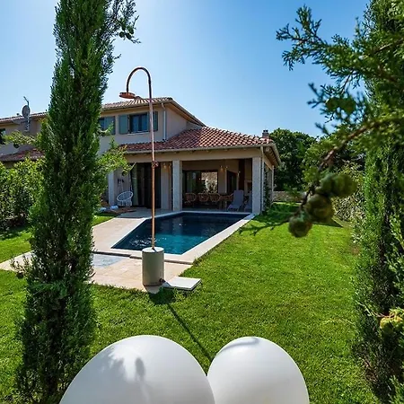 아파트 Casa Lucca 발