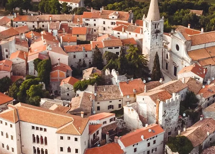 Casa Lucca 아파트